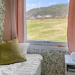 Apartament 3 Bedroom Cozy In Myklebost
