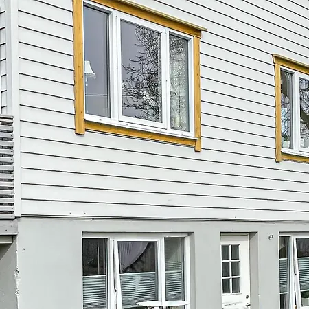 Leilighet 3 Bedroom Cozy In *