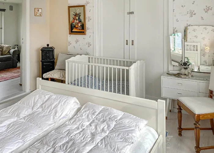 3 Bedroom Cozy In Апартаменты