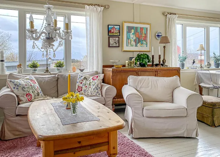 3 Bedroom Cozy In Апартаменты *